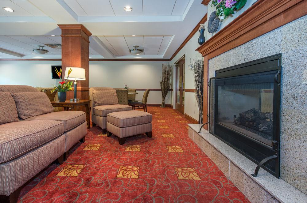 Holiday Inn Express & Suites Tilton By Ihg Exterior photo