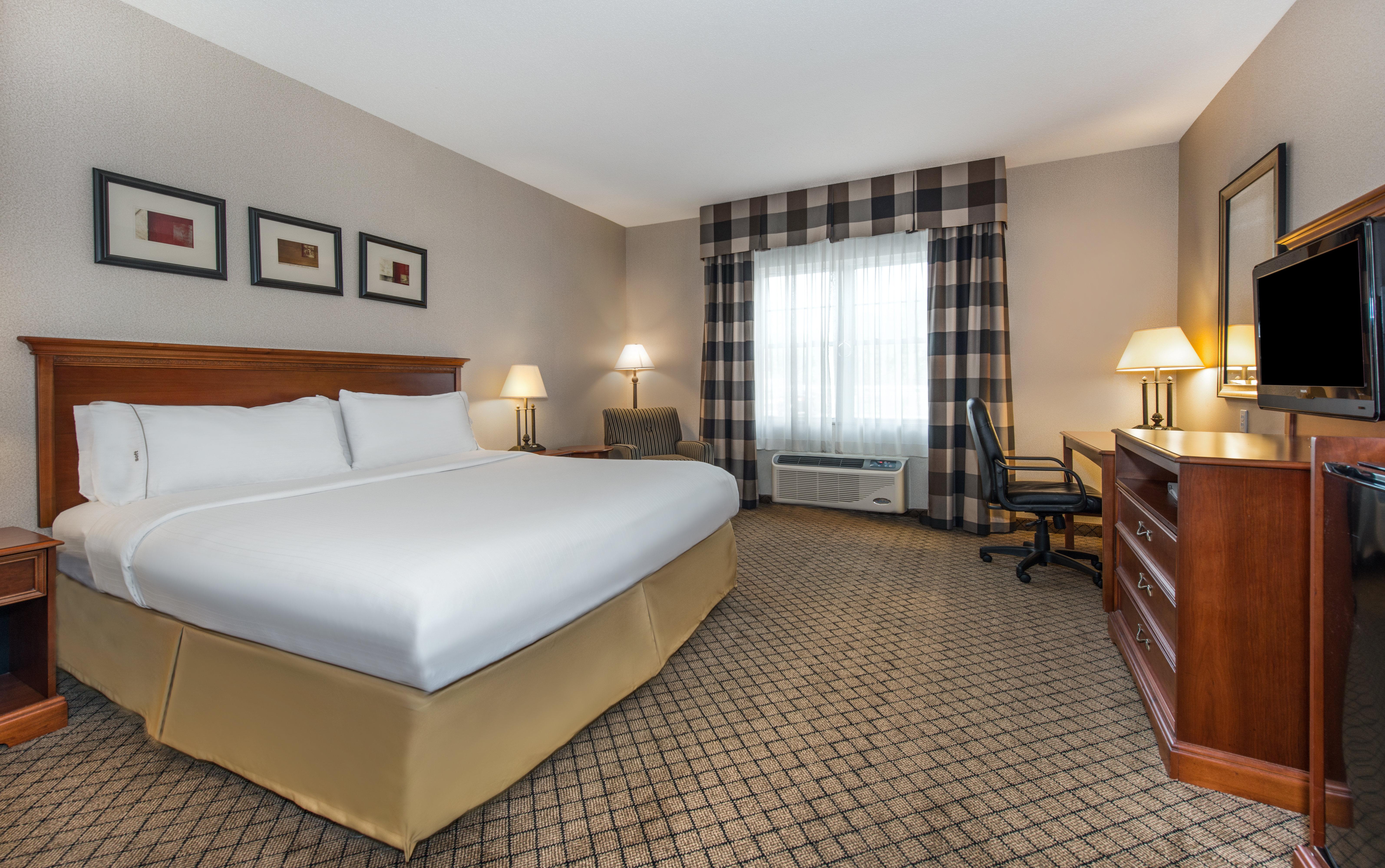 Holiday Inn Express & Suites Tilton By Ihg Exterior photo