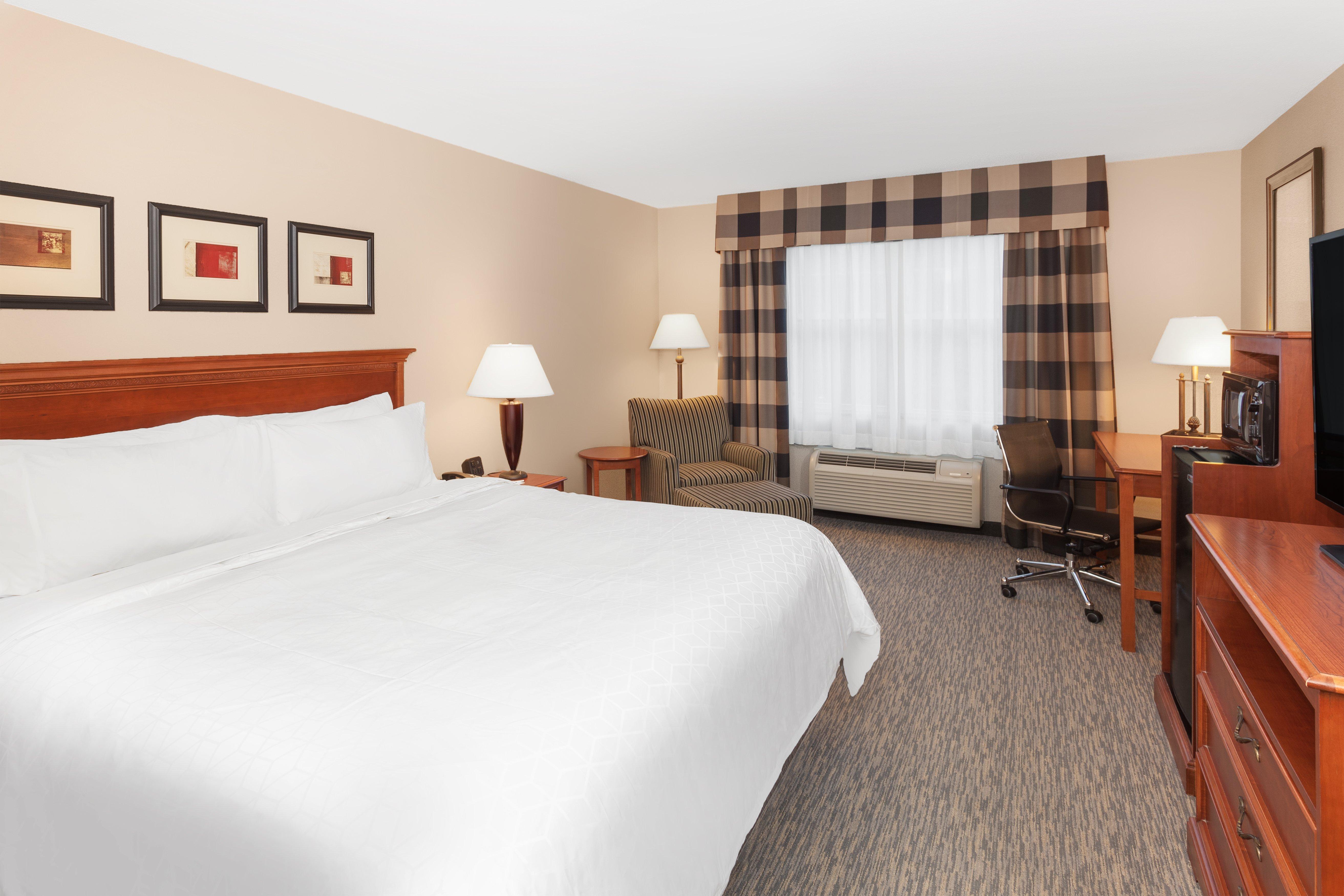 Holiday Inn Express & Suites Tilton By Ihg Exterior photo