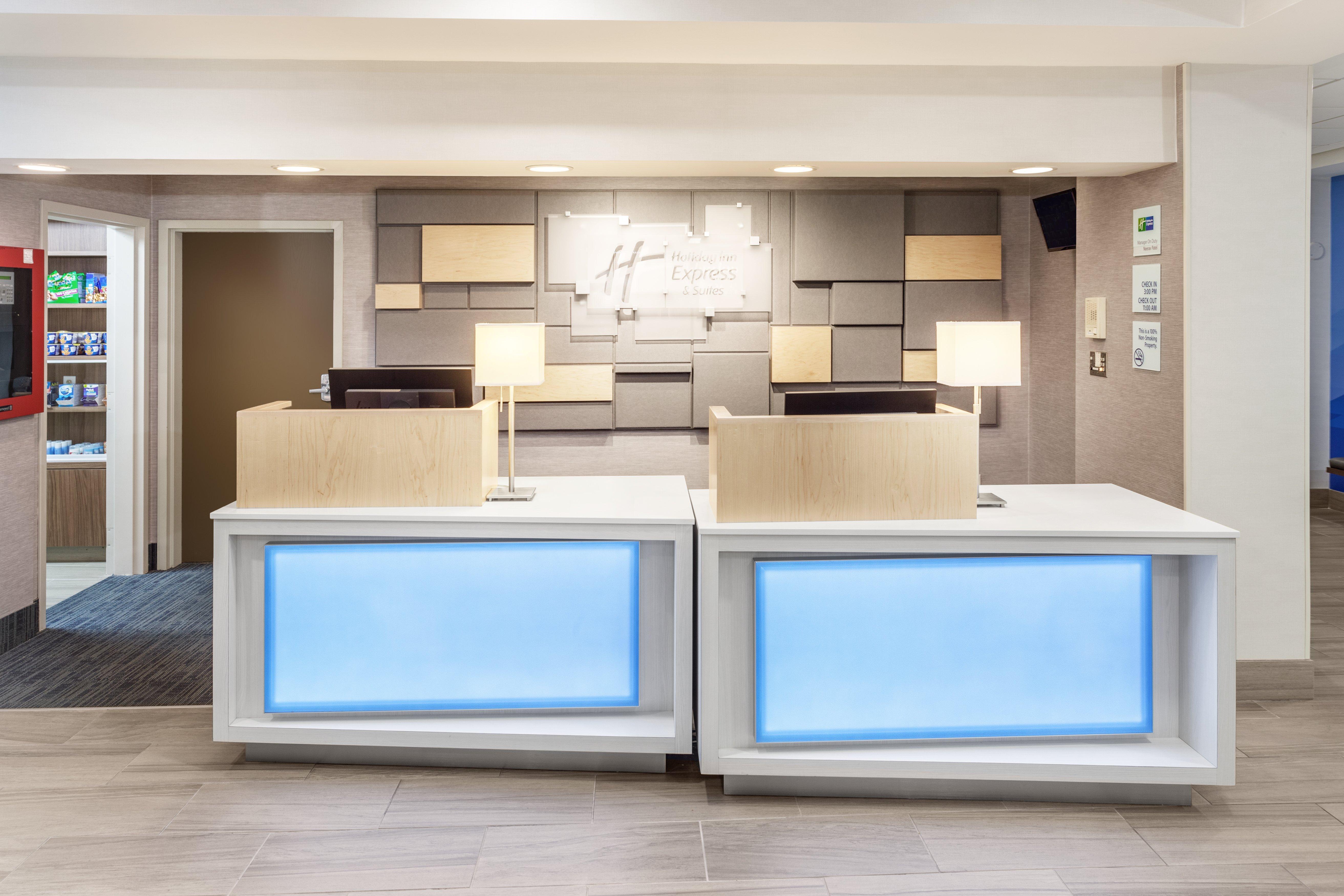Holiday Inn Express & Suites Tilton By Ihg Exterior photo
